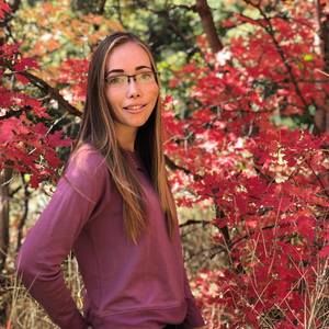 Meet your Posher, Julia